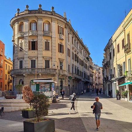 Pley Cagliari Boutique Rooms ภายนอก รูปภาพ