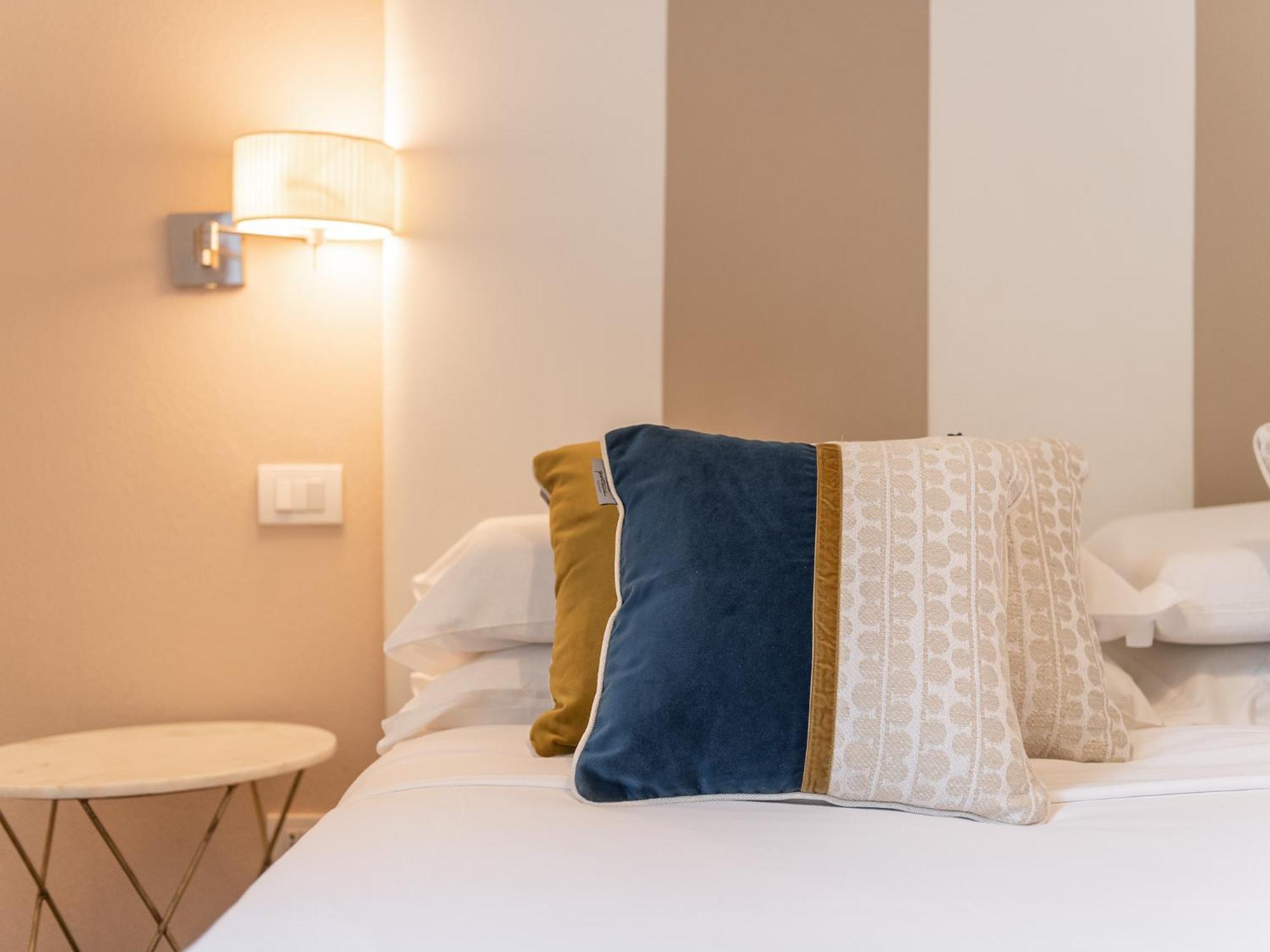Pley Cagliari Boutique Rooms ภายนอก รูปภาพ